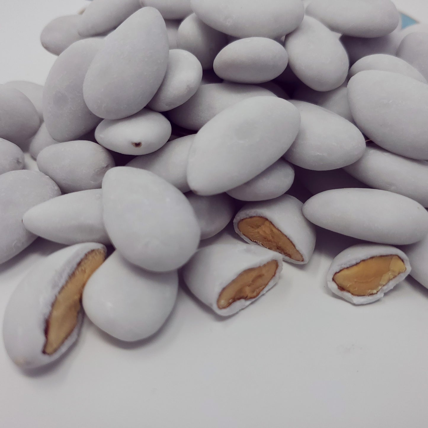 TAWDI - 1 Lb Sugared Almonds