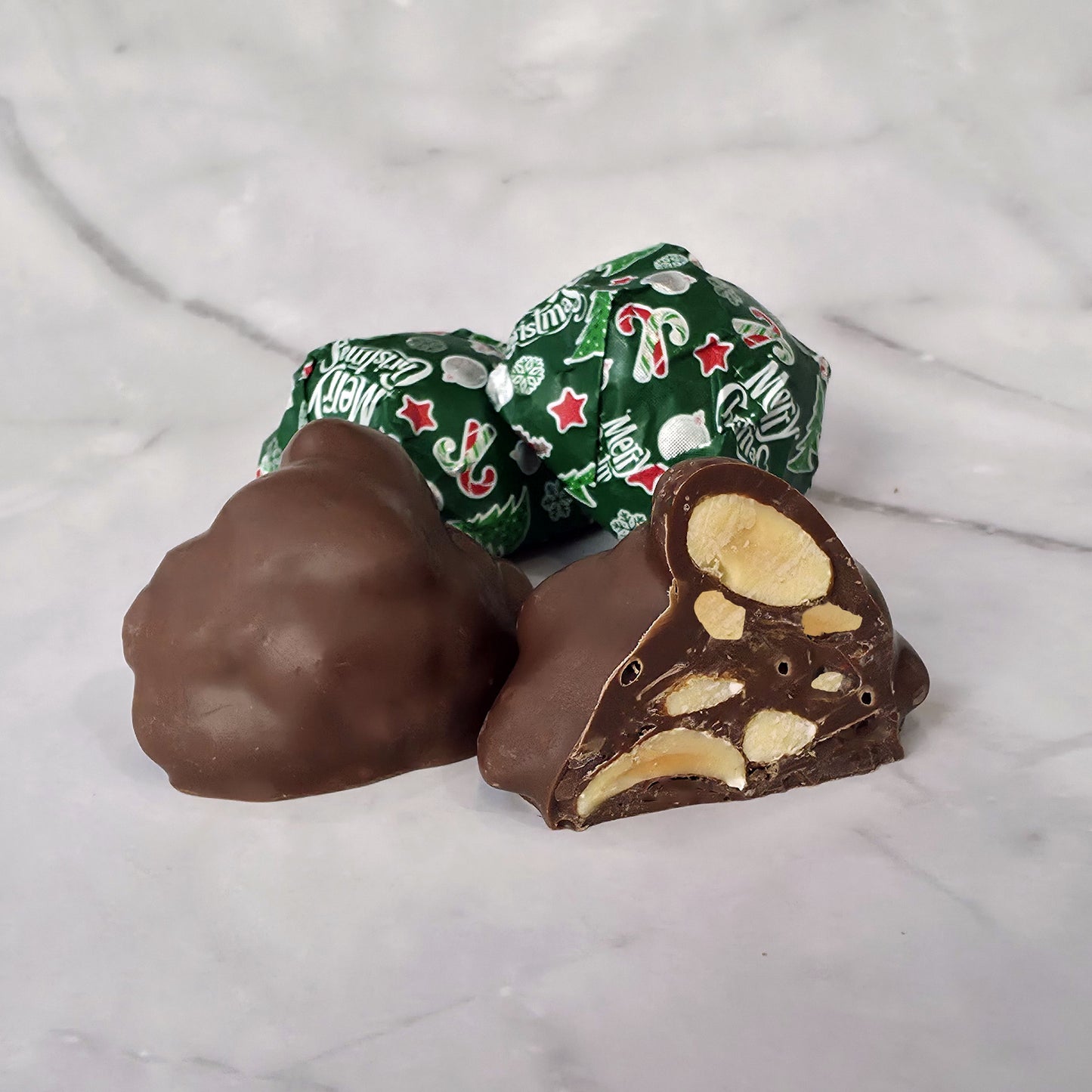 Christmas Milk Chocolate Almond Cluster, 0.5 lb