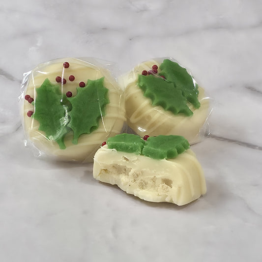 White Chocolate Christmas Round – Kinder Cream & Rice Crispy, 0.5 lb