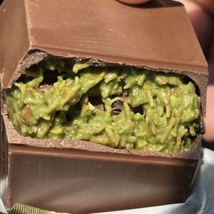 Dubai Chocolate Bar – Creamy Milk Pistachio Kunafeh (100g)